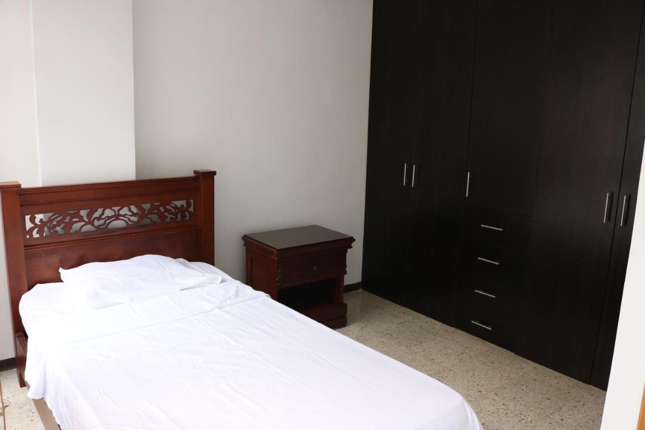 Apartamentos Limonar Cali Extérieur photo