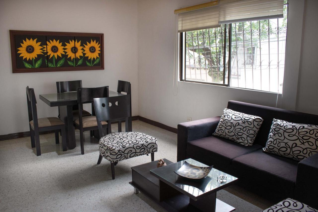 Apartamentos Limonar Cali Extérieur photo